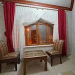 Arch Palace فندق غوريمِيه