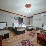Arch Palace 3*