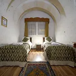 Arch Palace Hotel