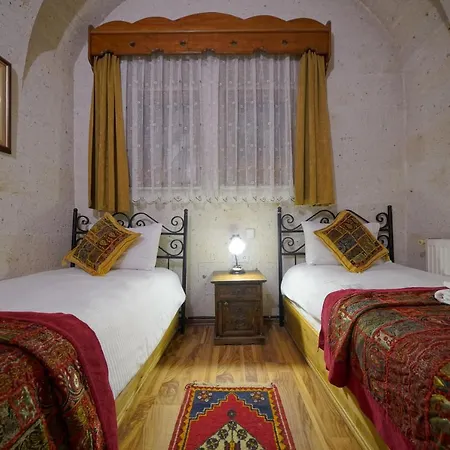 Arch 2* Goreme