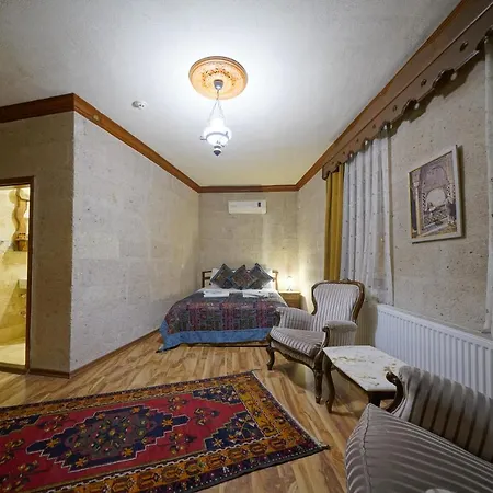 Arch 2* Goreme