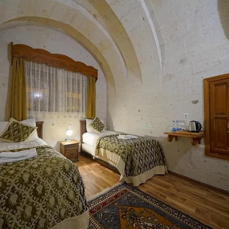 Arch Palace