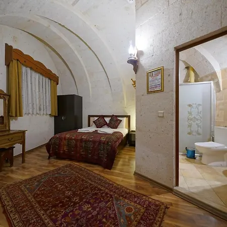 Arch Palace 3*