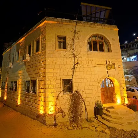 Arch Hotel 2*