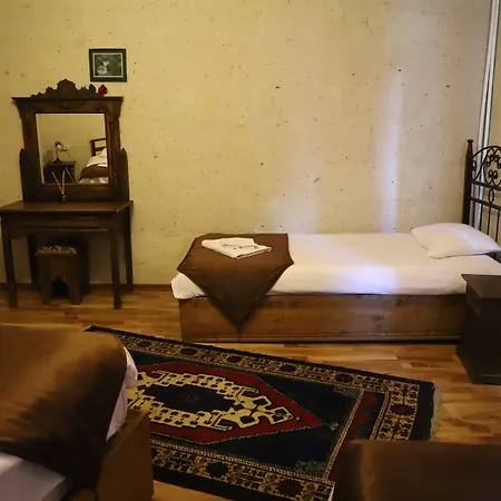 Готель Arch Palace 3*