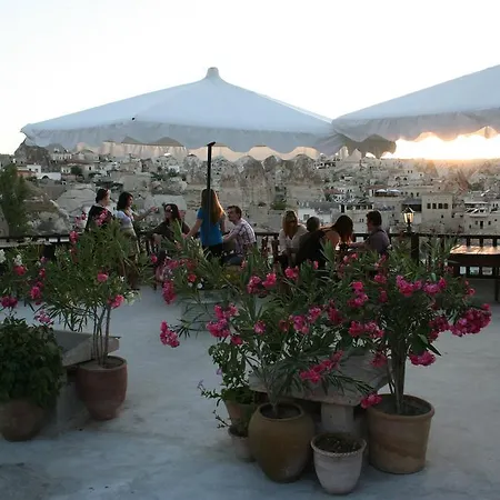 Arch 2* Goreme